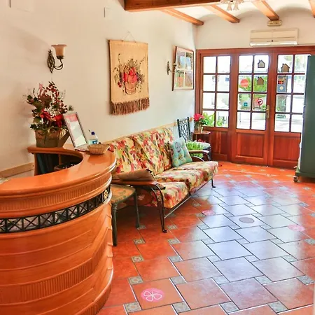 Rural Serrella Hotel